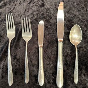 Reed and Barton Autumn Leave place setting